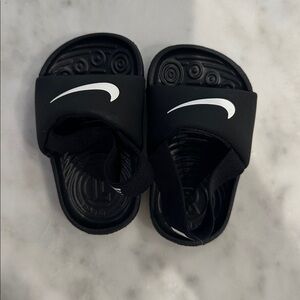 Toddler nike sandals